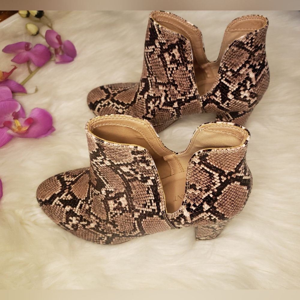 🆕️ Lane Bryant Dream Cloud 11 Wide Width Women's Snakeskin Cutout Ankle Booties - Picture 7 of 12